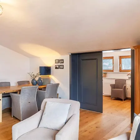 Haus Excelsior 37b * Ζέεφελντ